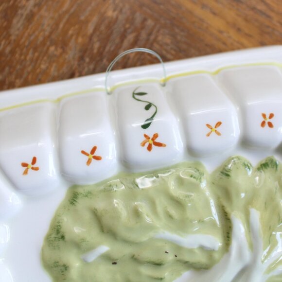 Vintage 80's Ceramic Potatoes, Celery & Lettuce Cake/Jello Mold Decorative Wall - Picture 3 of 5